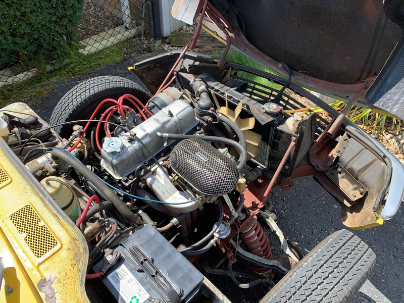 Illustration for article titled At $2,900, Would You Soar In This 1975 Triumph Spitfire 1500?